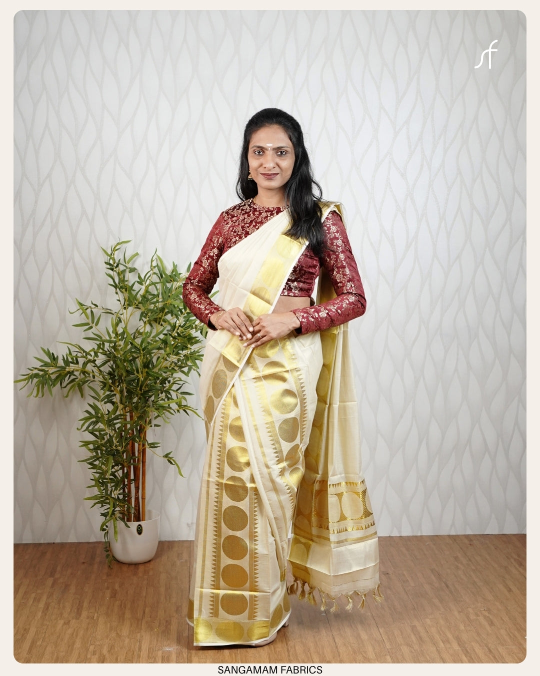 GOLDEN EDIT POLKA AND TEMPLE MOTTIF TISSUE SETMUNDU