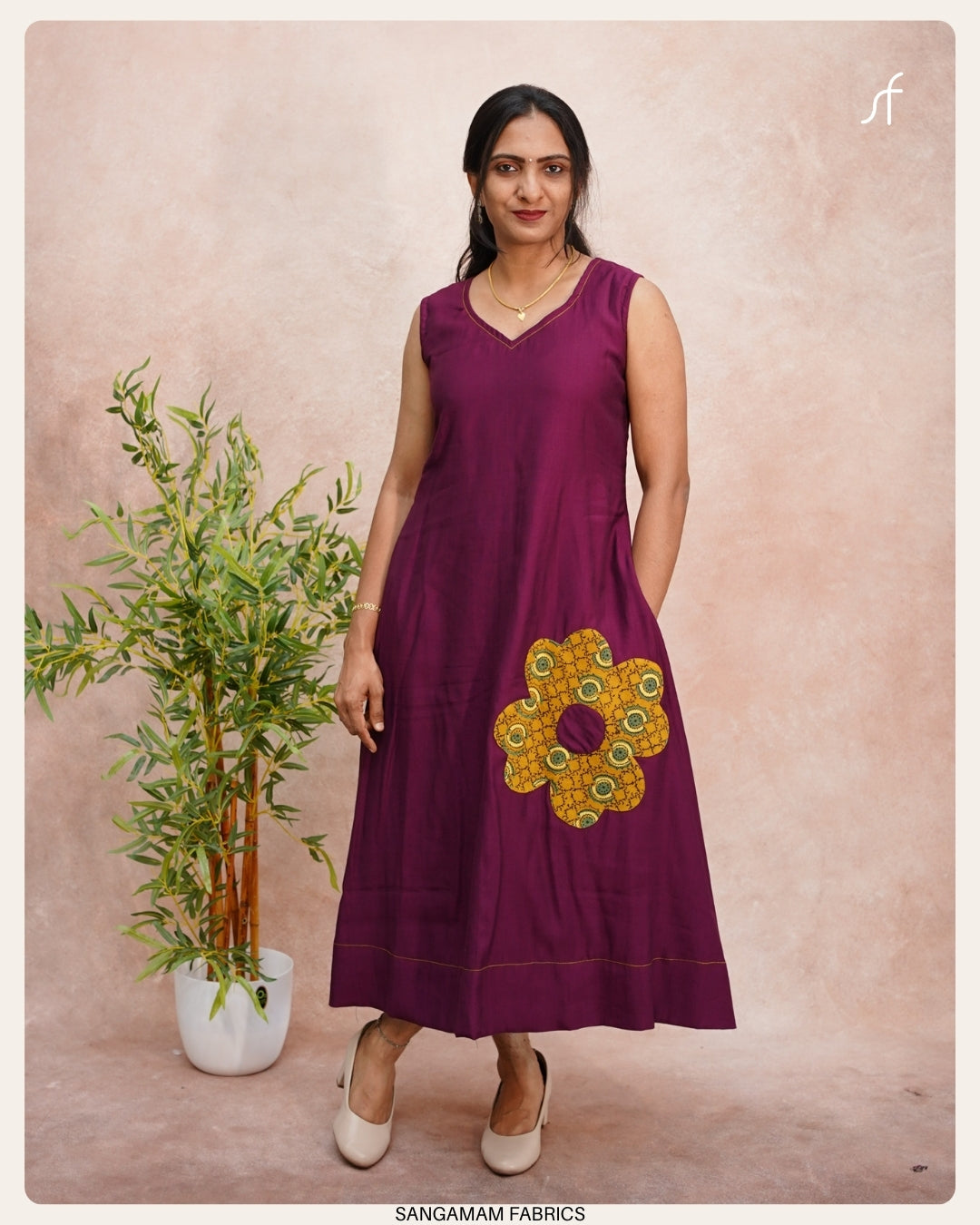 FLOWER DETAILED A-LINE DRESS