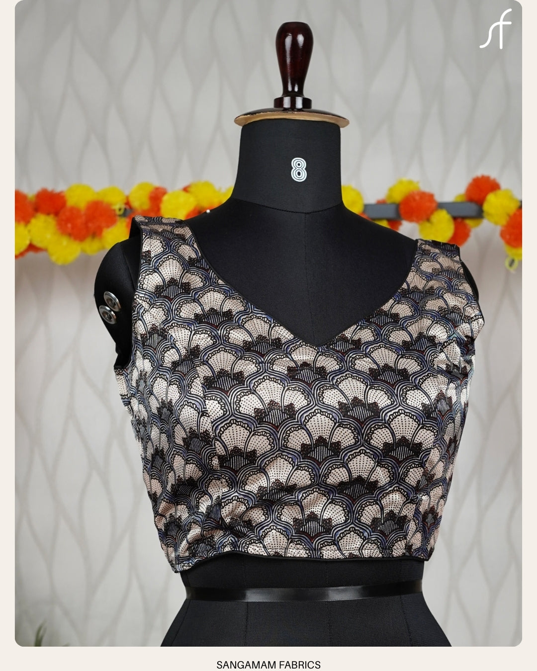 AJRAKH DETAILED MODAL BLOUSE