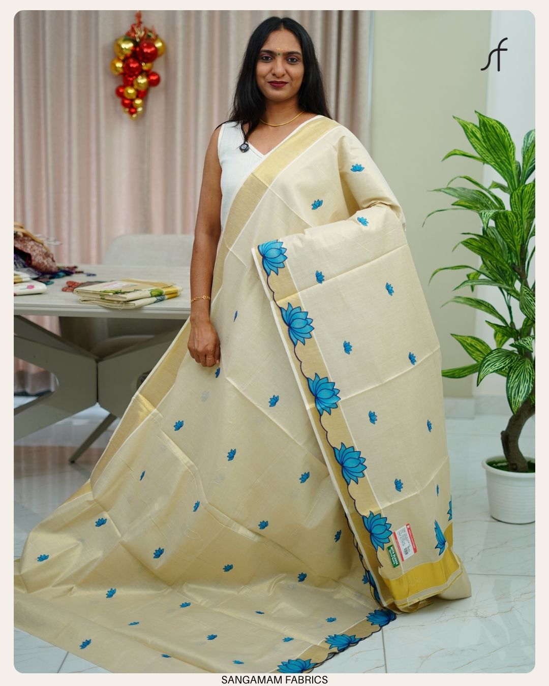 LOTUS DETAILED TISSUE SET SAREE
