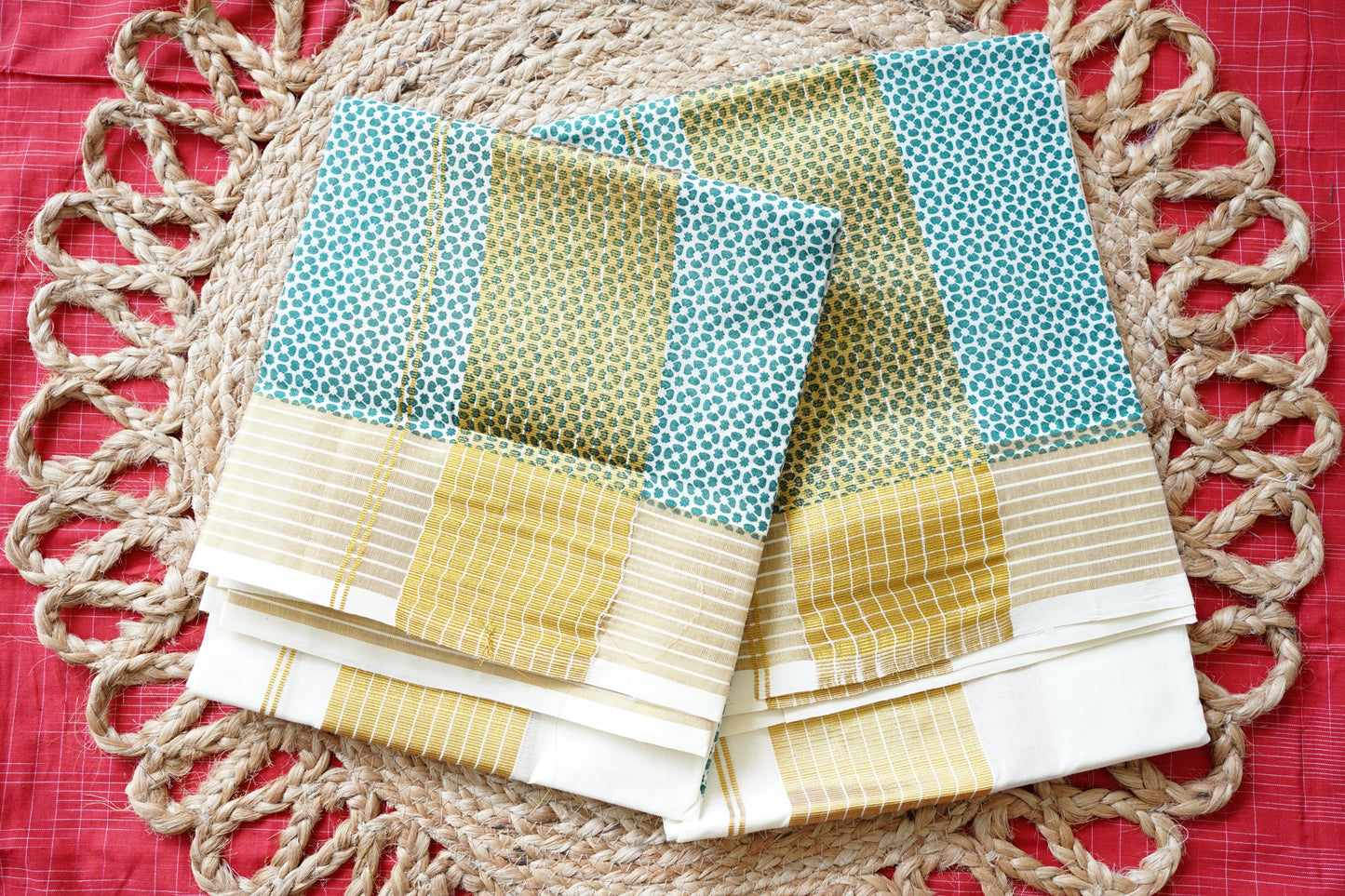 KERALA COTTON SETMUNDU: FLORAL PRINTED PATTERN 3