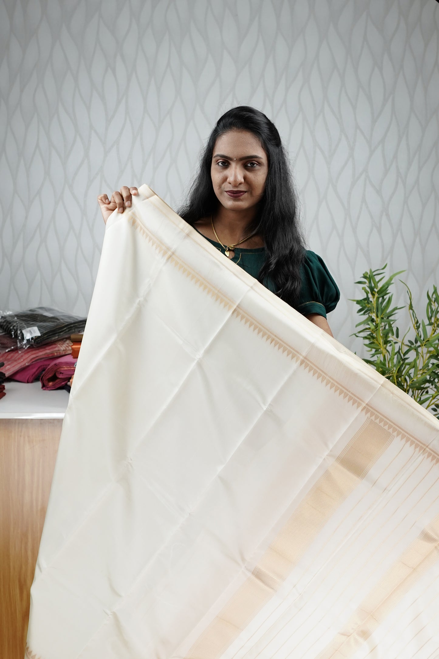 CREAM COLOUR SEMI SILK SAREE