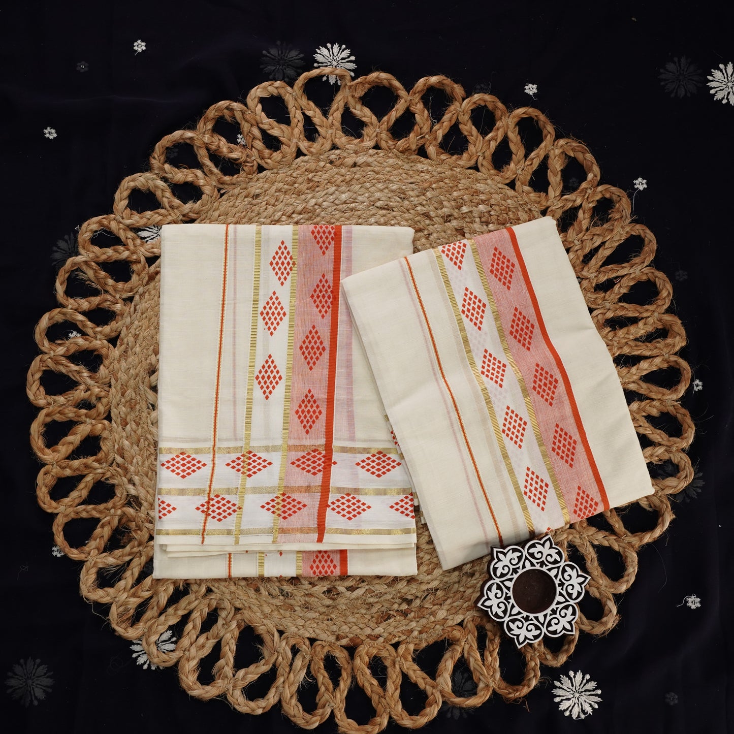 KERALA COTTON SET MUNDU WITH PRINTED BLOUSE