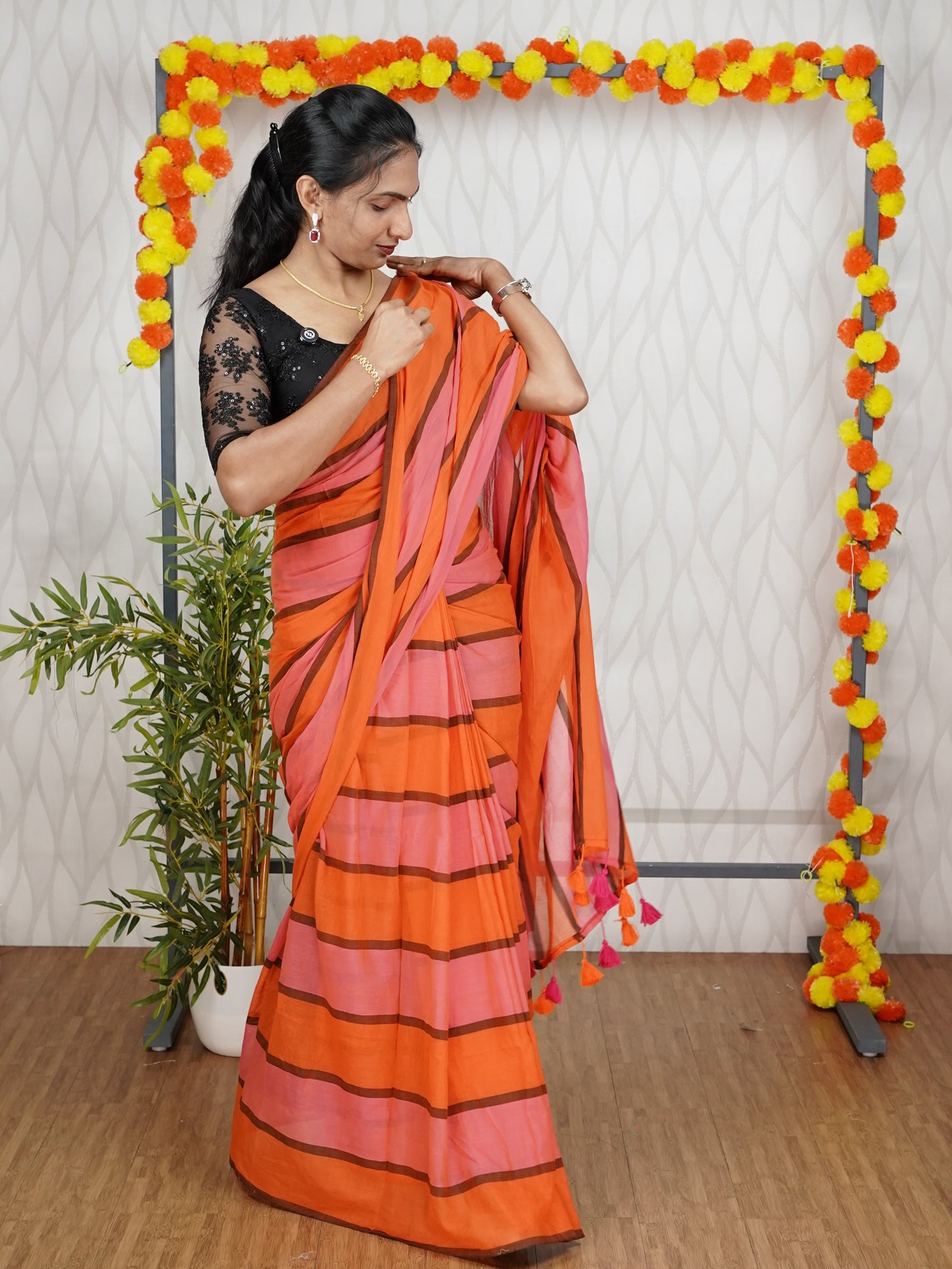 ORANGE AND PINK MUL COTTON SAREE
