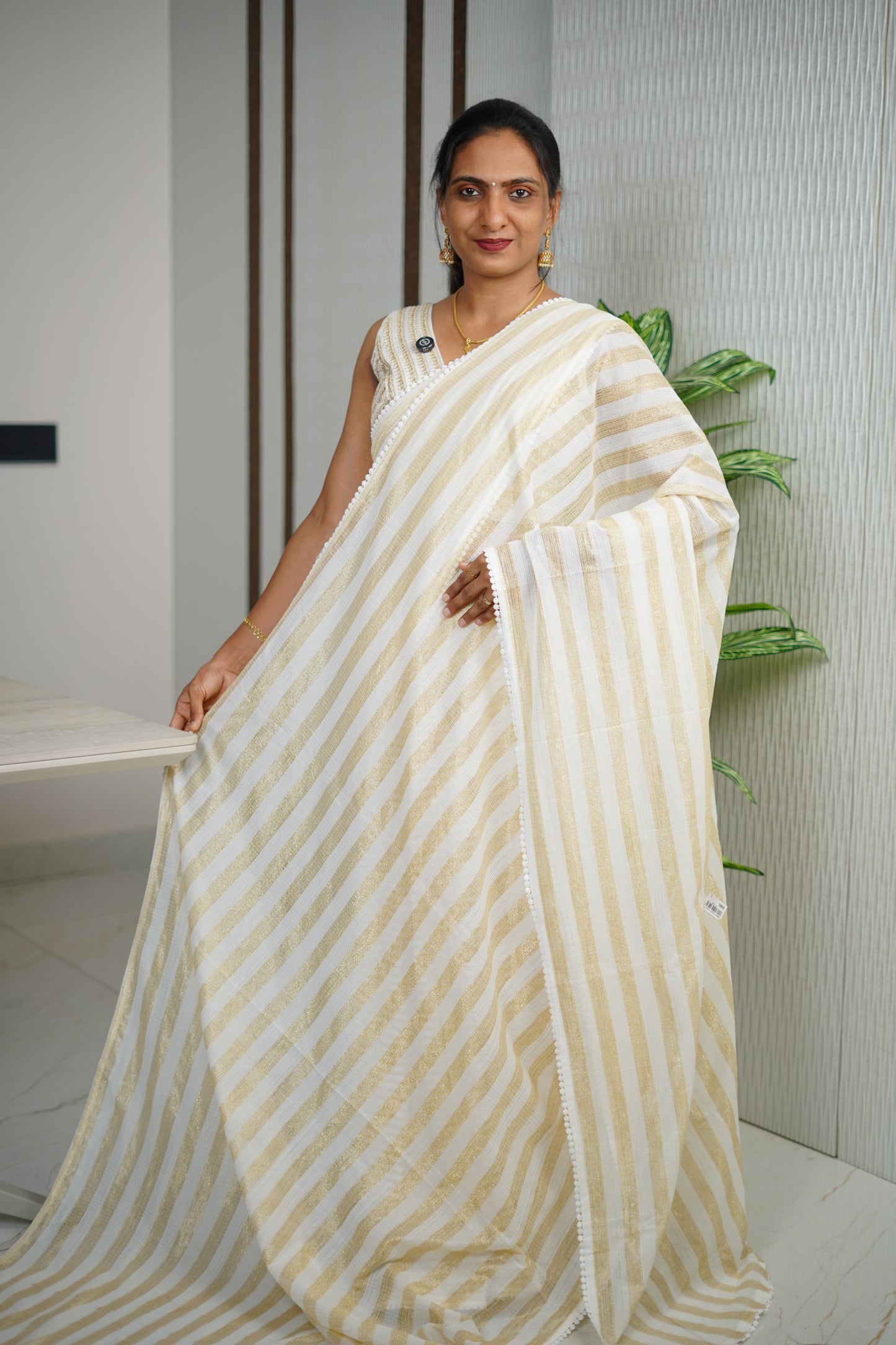 GOLDEN STRIPE SAREE