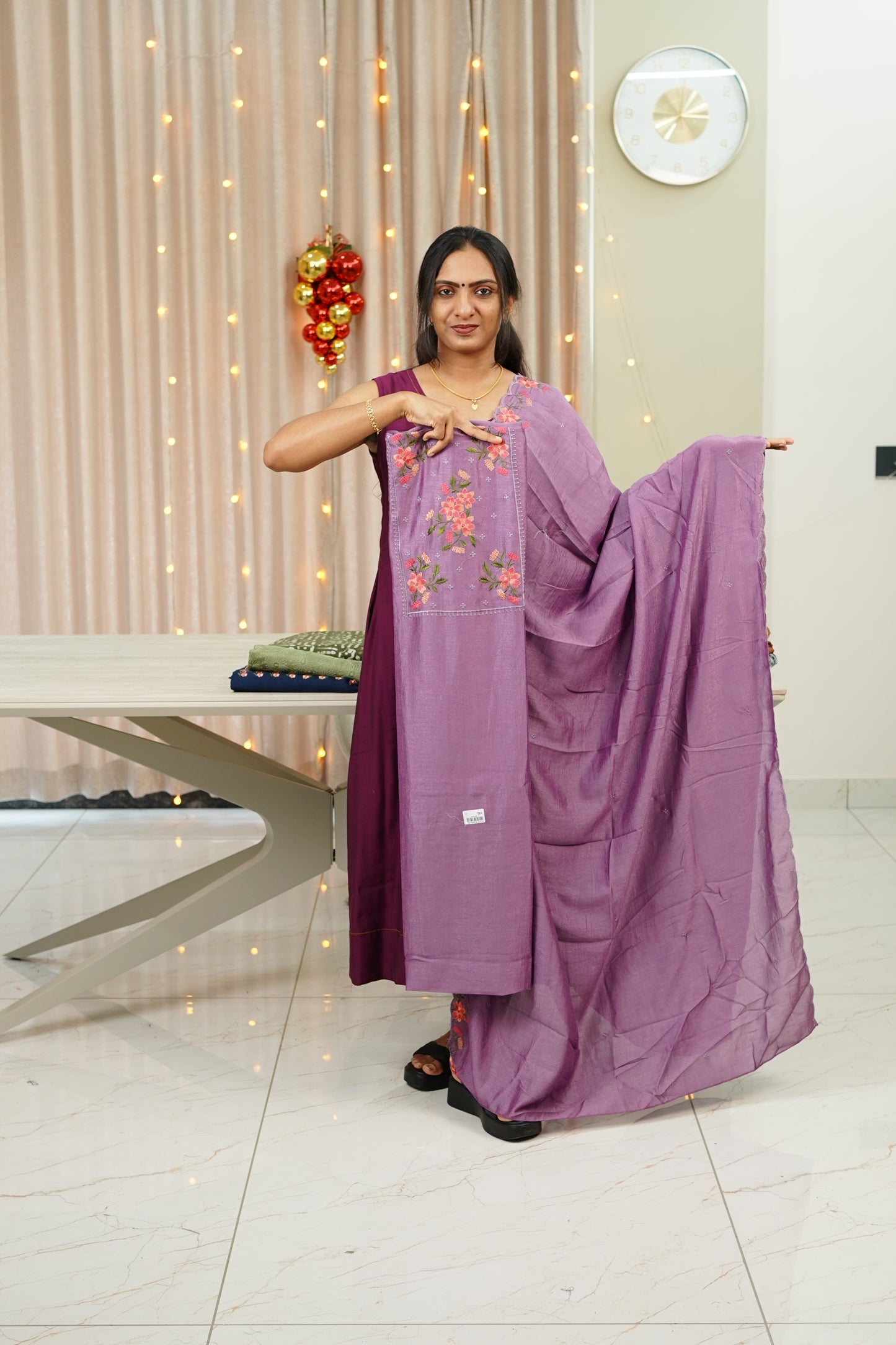 VICHITHRA SILK UNSTICHED SALWAR SET