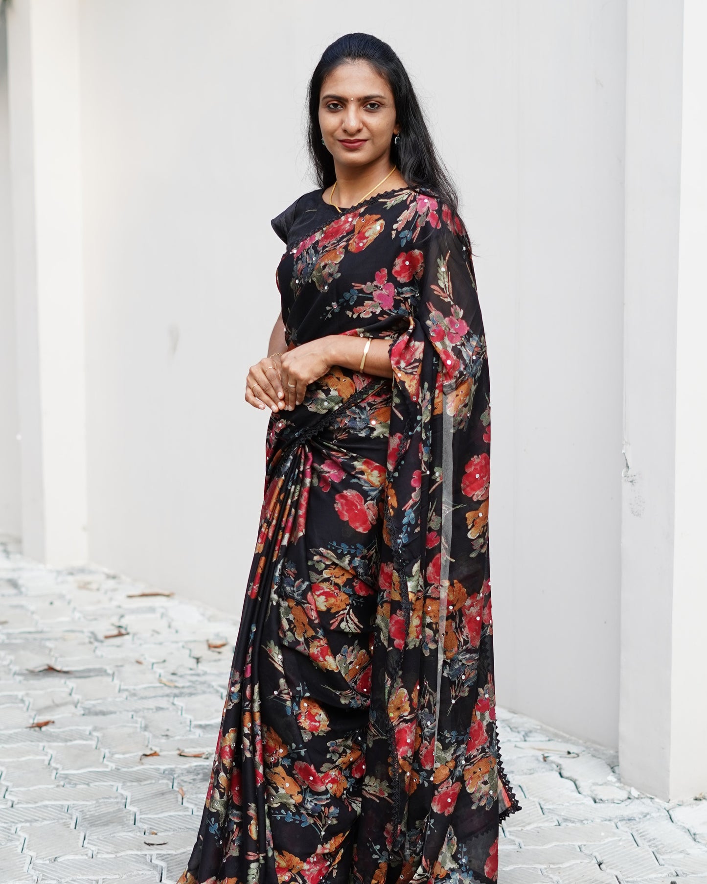 FLORAL PRINTED SAREE