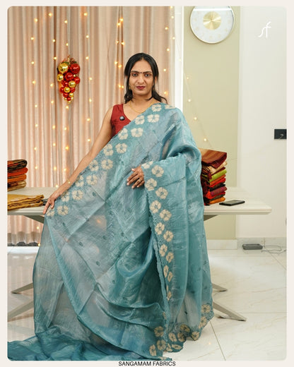 FLORAL APPLIQUE DETAILED ORGANZA SAREE