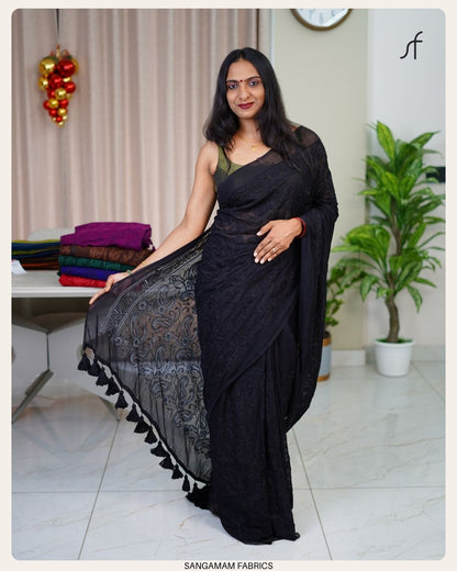 MULL COTTON CHIKANKARI SAREE