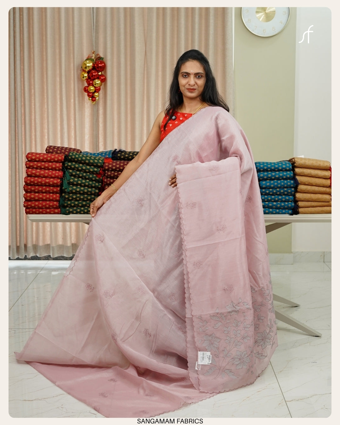 FLORAL APPLIQUE DETAILED ORGANZA SAREE
