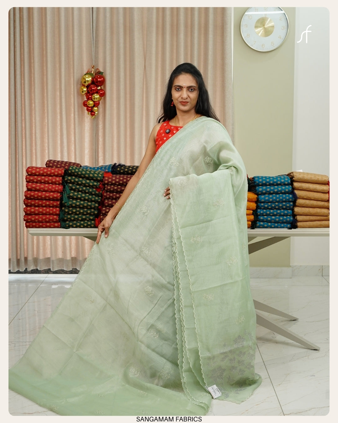 FLORAL APPLIQUE DETAILED ORGANZA SAREE