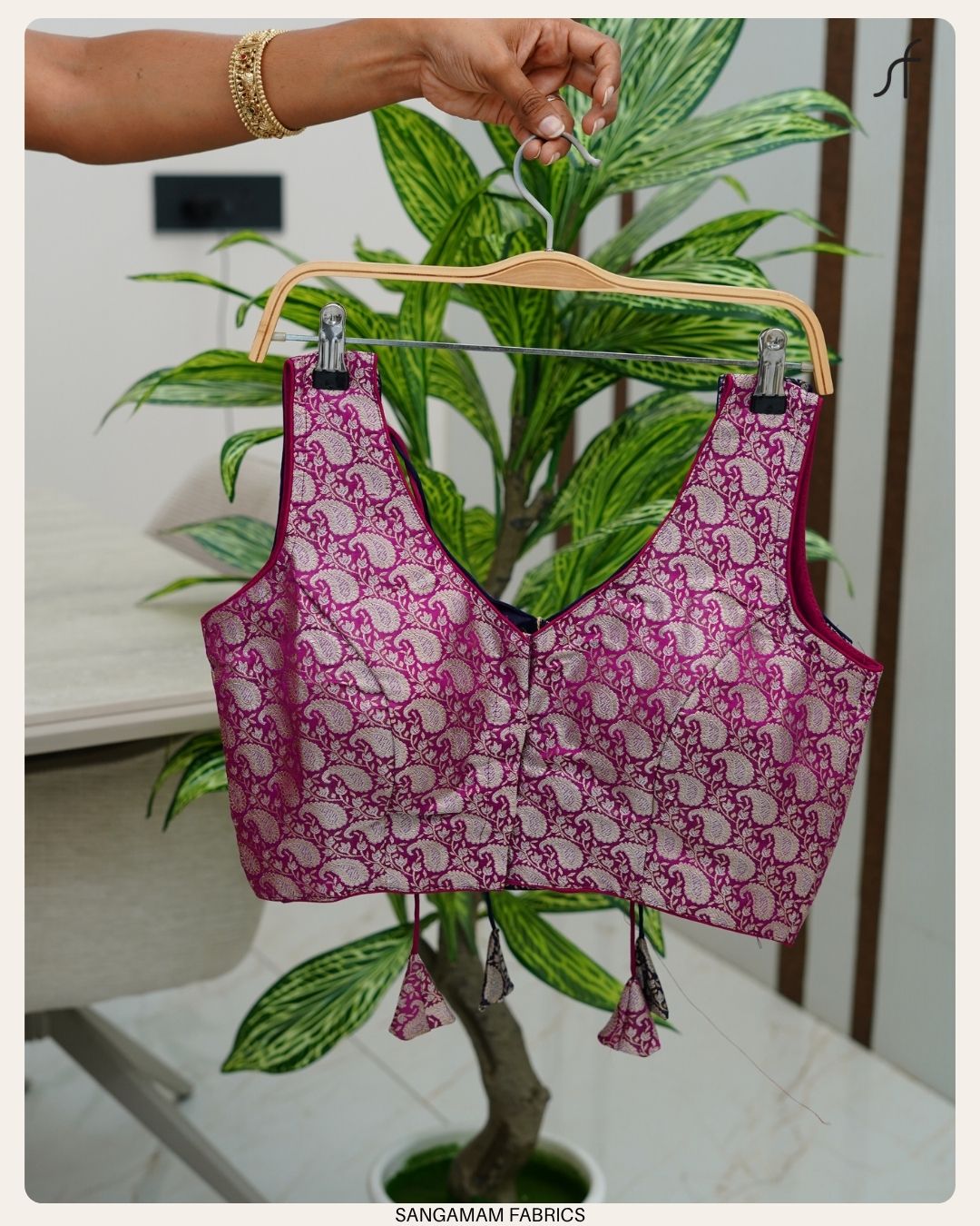 BANARASI READYMADE BLOUSE