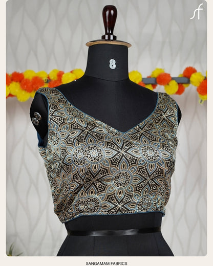AJRAKH DETAILED MODAL BLOUSE