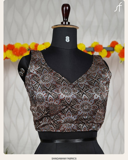 AJRAKH DETAILED MODAL BLOUSE