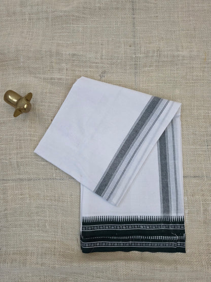 WHITE KUPPADAM DARK GREEN BORDER SINGLE