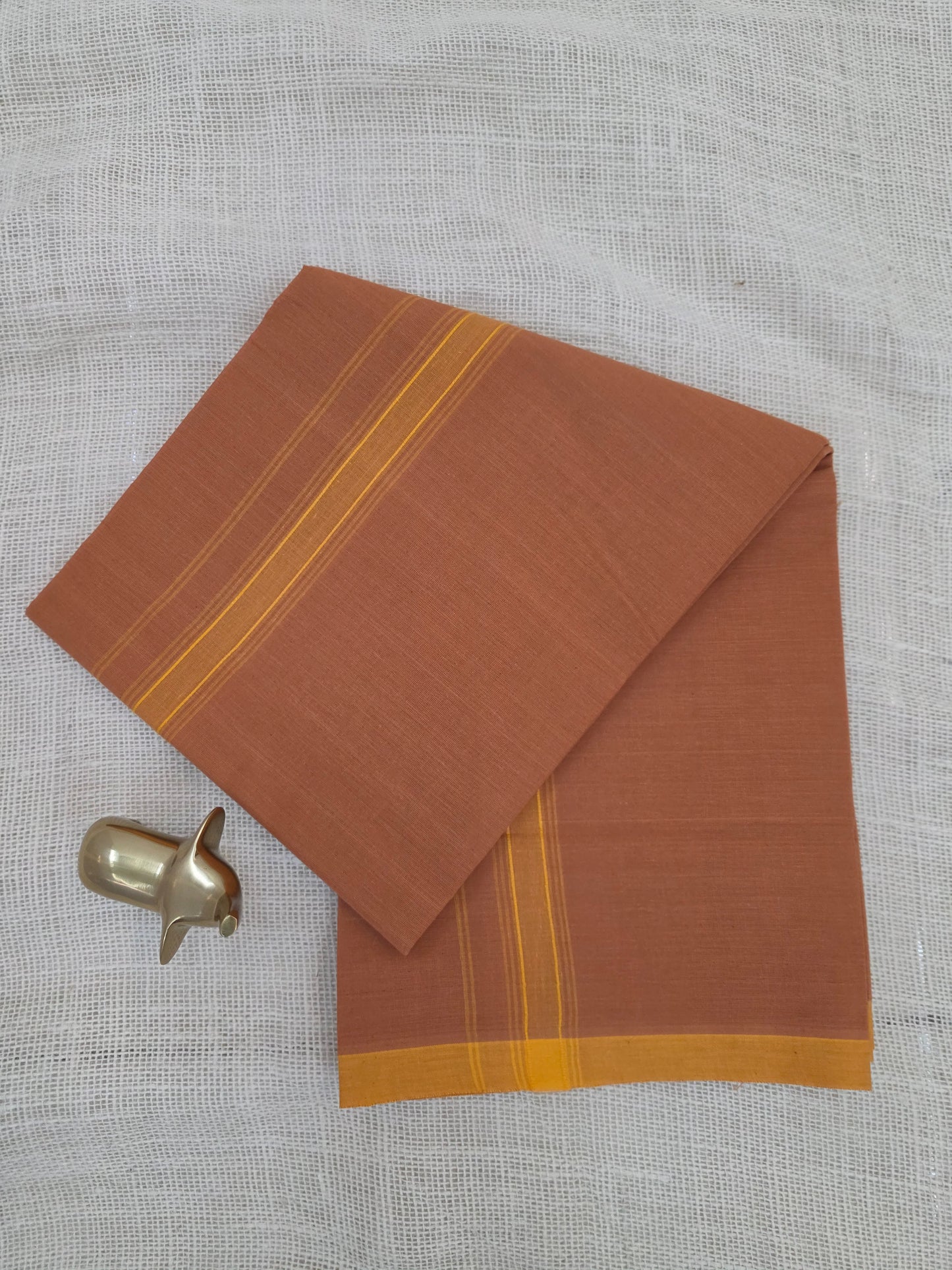 KAVI MUNDU COTTON PLAIN YELLOW KARA