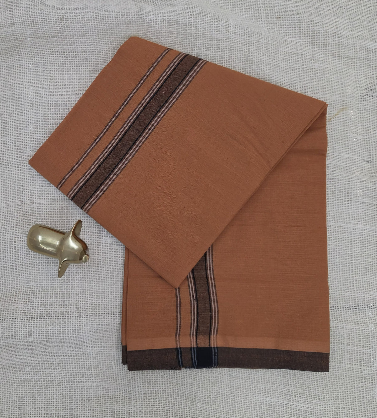 KAVI MUNDU COTTON PLAIN BLACK KARA
