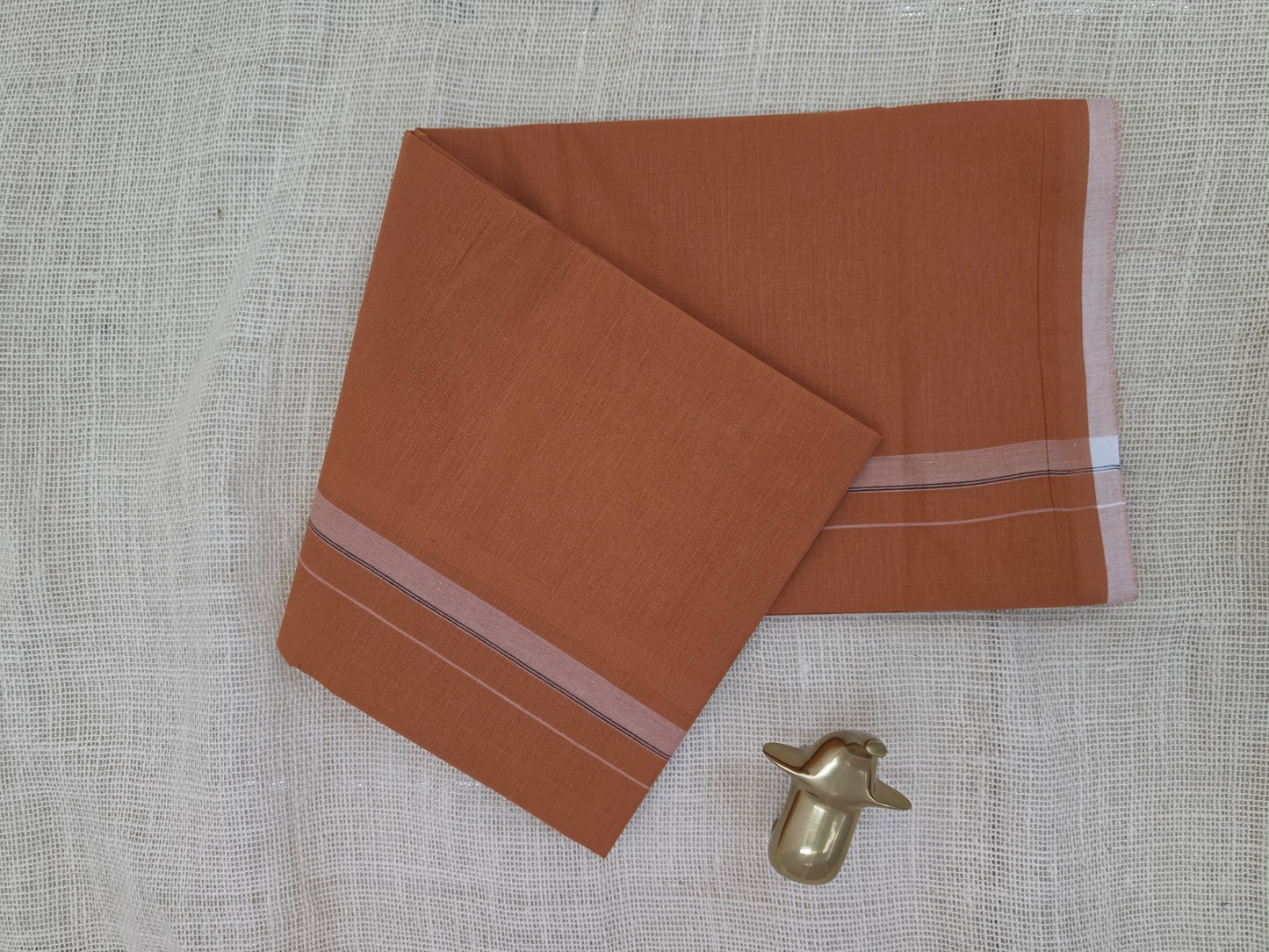 KAVI MUNDU COTTON PLAIN WHITE KARA
