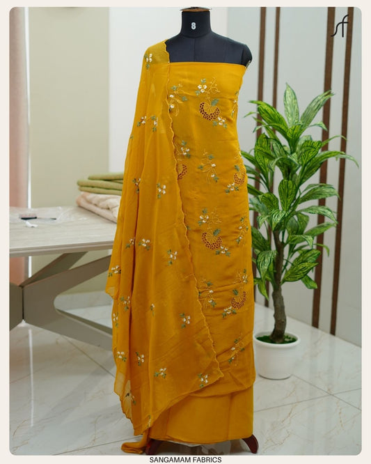SALWAR SUIT