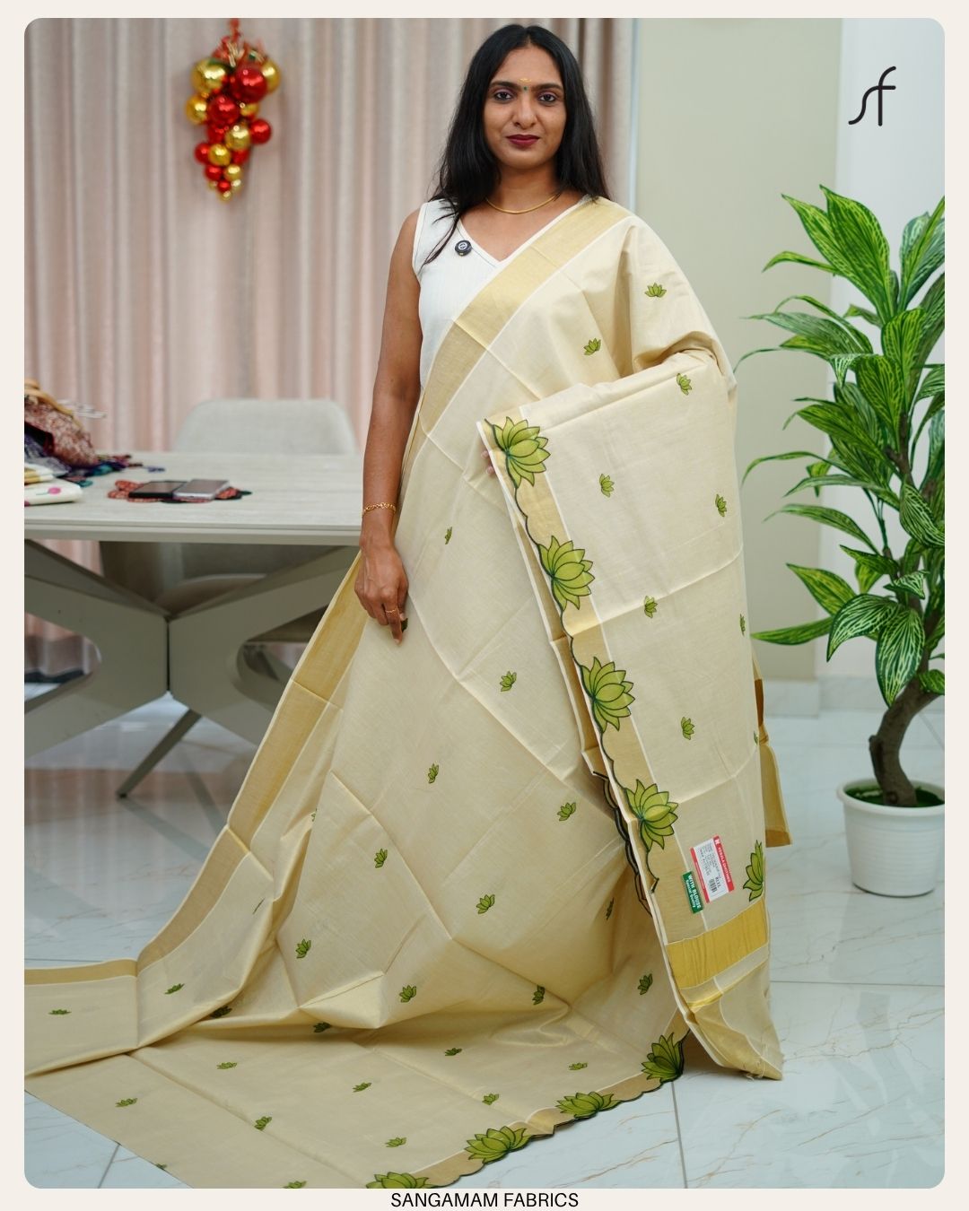 LOTUS DETAILED TISSUE SET SAREE