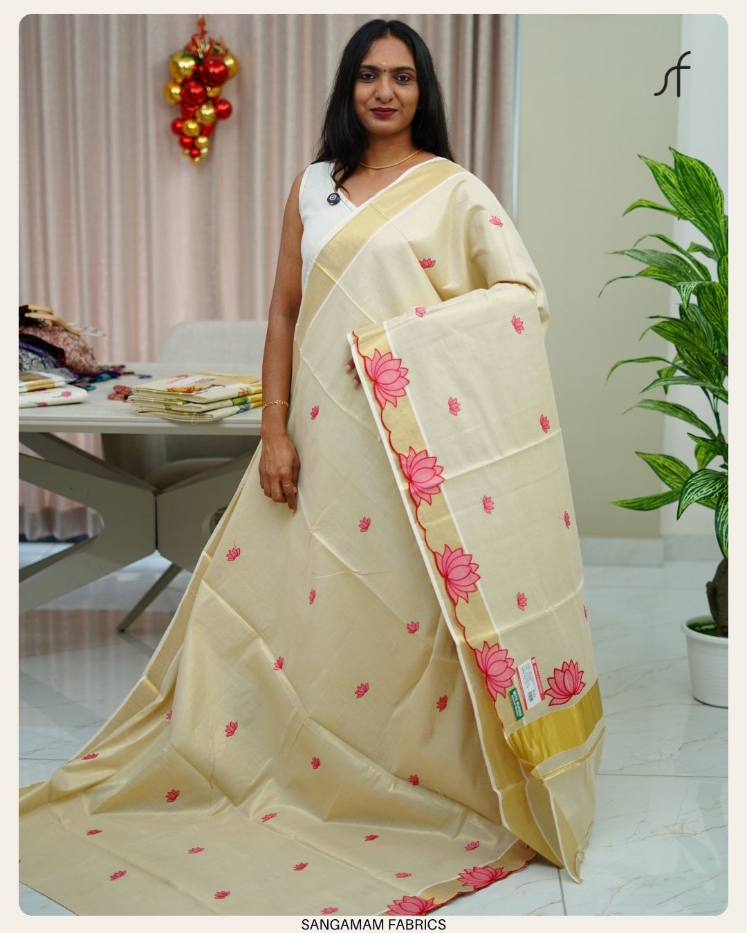 LOTUS DETAILED TISSUE SET SAREE