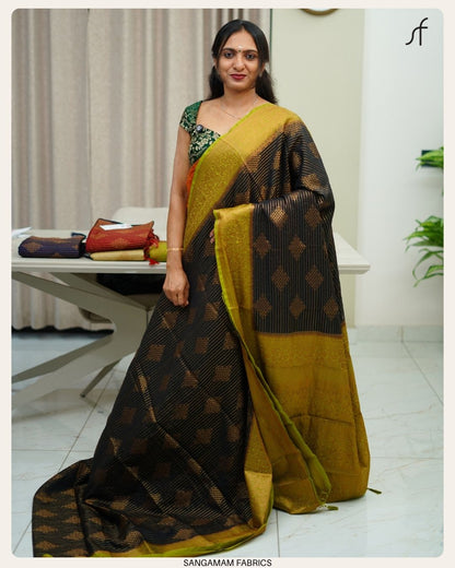 KOLAM DESIGN BANARASI SAREE