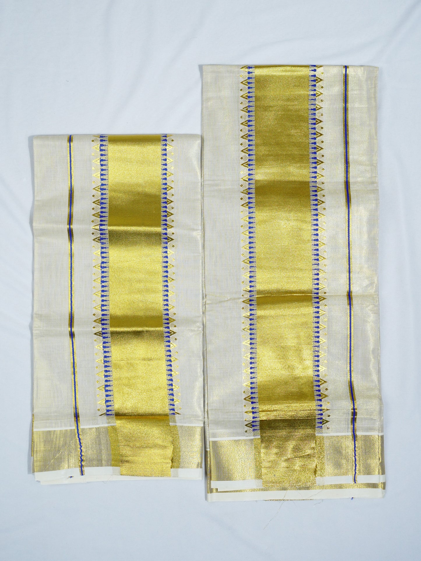 KERALA GOLDEN TISSUE JACQUARD WORK SETMUNDU 2.80 Meter