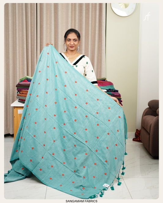 FLORAL EMBROIDERY KHADHI COTTON SAREE