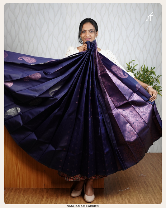 BORDERLESS PATTEN SEMI SILK SAREE IN MANGO MOTIFS