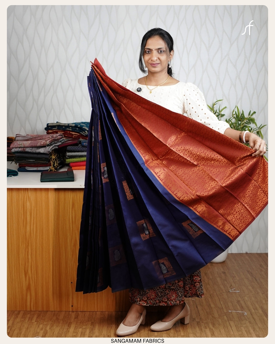 CONTRST PATTEN SEMI SILK SAREE