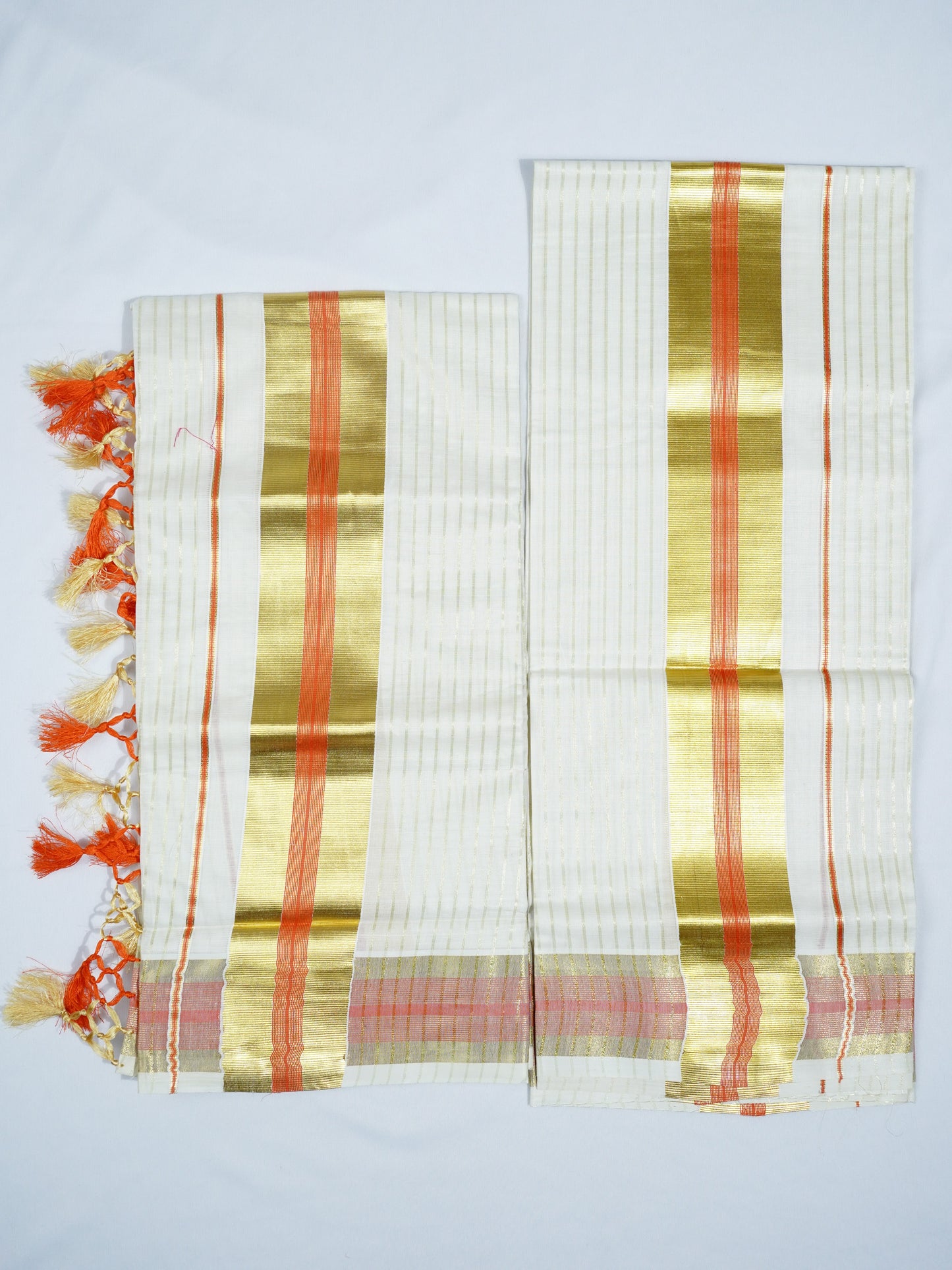 KERALA GOLDEN KASAV AND COLOUR KARA WITH STRIPE DESIGN 2.80 Meter