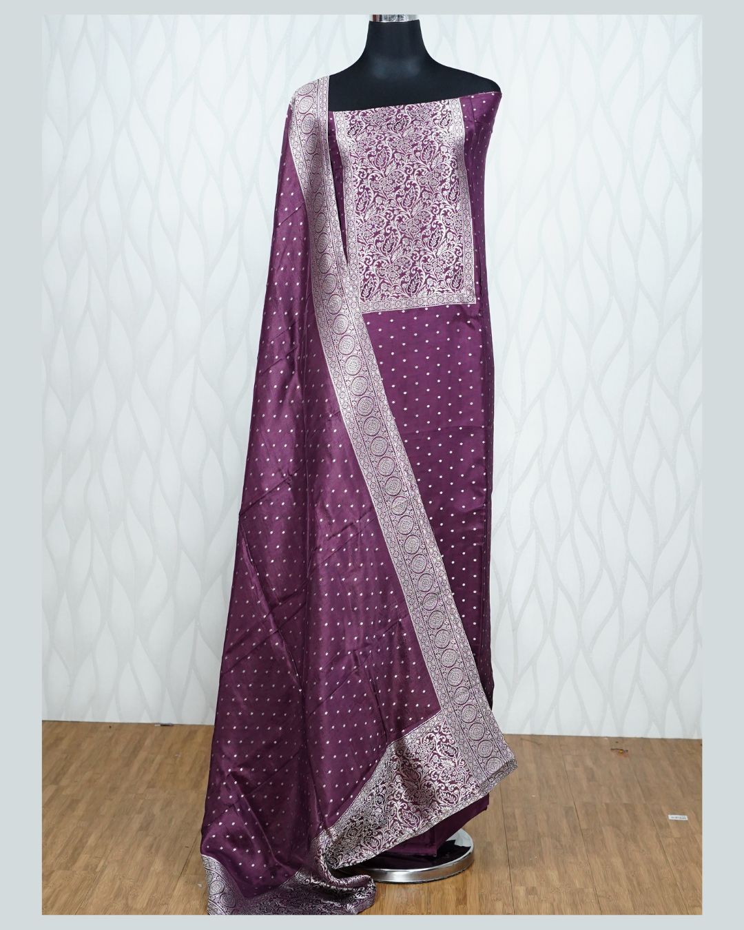 SEMI BANARASI UNSTICHED SALWAR SUIT