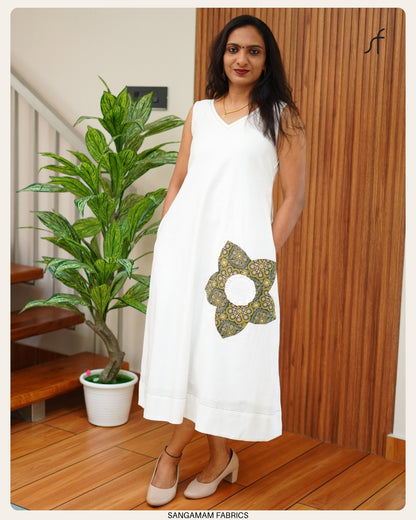 FLOWER DETAILED A-LINE DRESS