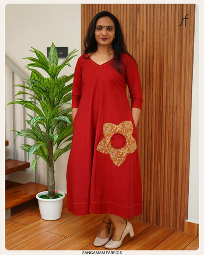 FLOWER DETAILED A-LINE DRESS