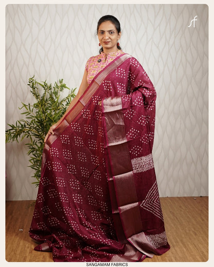BANDHANI PRINTED SEMI DOLA SILK SAREE