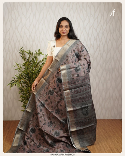 FLORAL   PRINTED  SEMI JUTE  SAREE