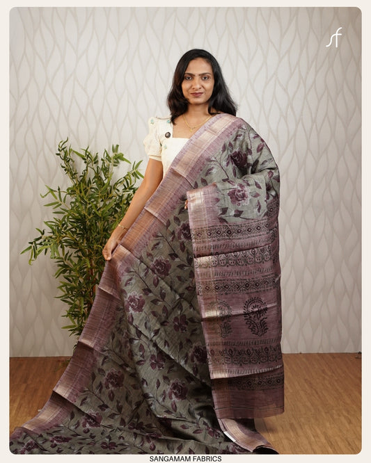 FLORAL   PRINTED  SEMI JUTE  SAREE