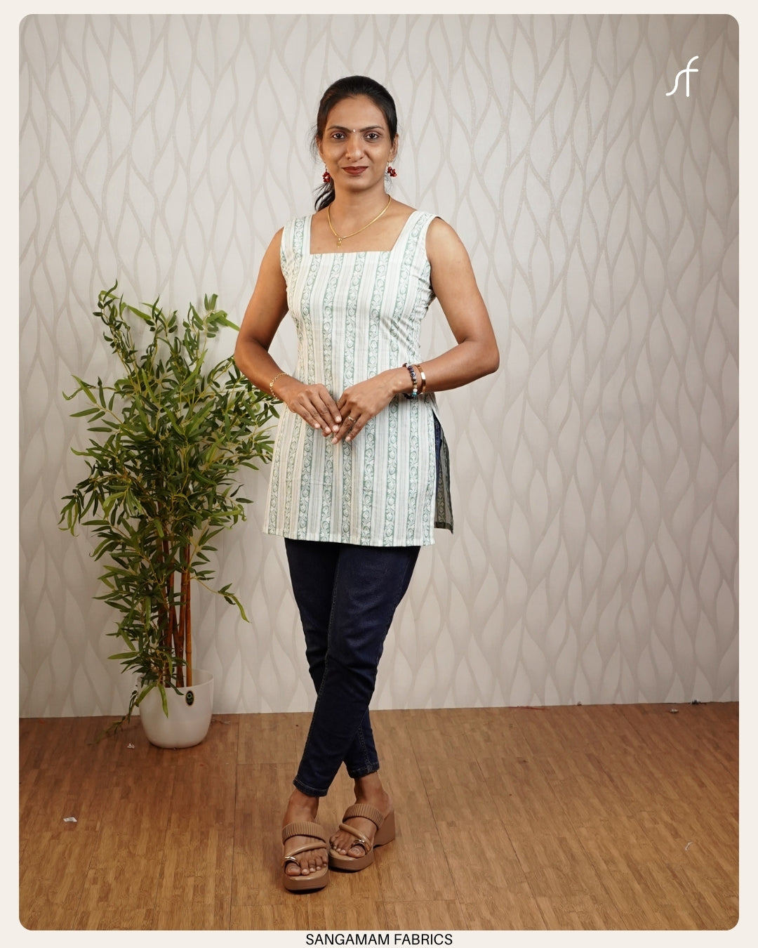 COTTON FLORAL  PRINTED SHORT KURTA