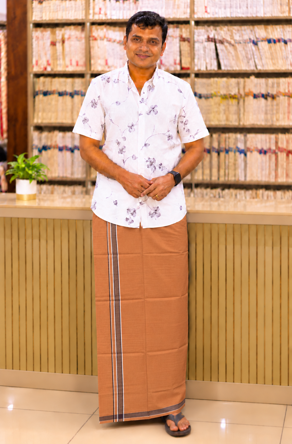 KAVI MUNDU COTTON PLAIN BLACK KARA