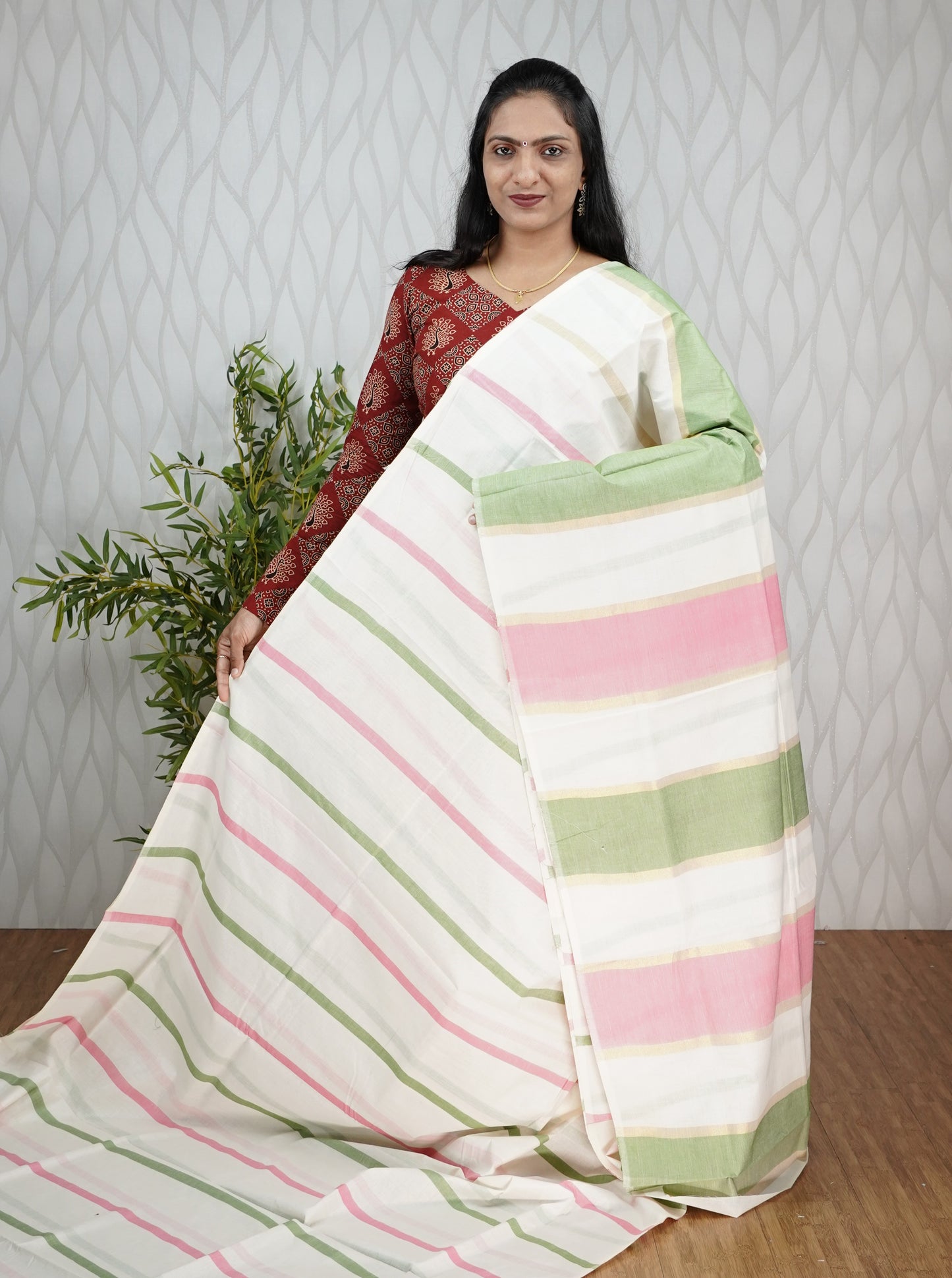 KERALA COTTON SETSAREE FANCY LINE PATTERN