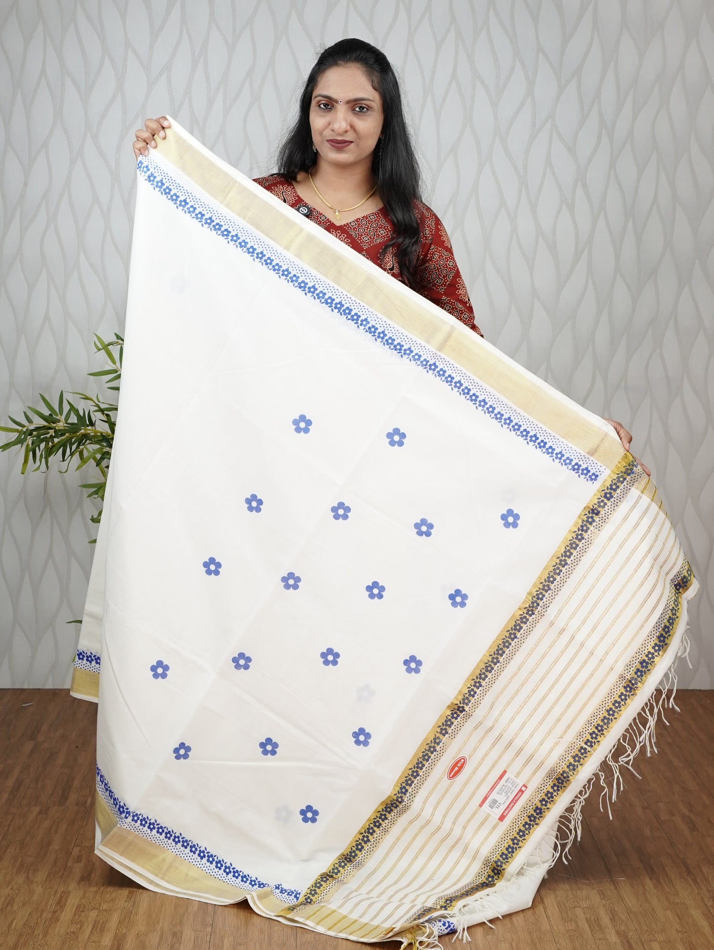 KERALA COTTON SETSAREE FANCY LINE PATTERN PALLU WITH PRINT