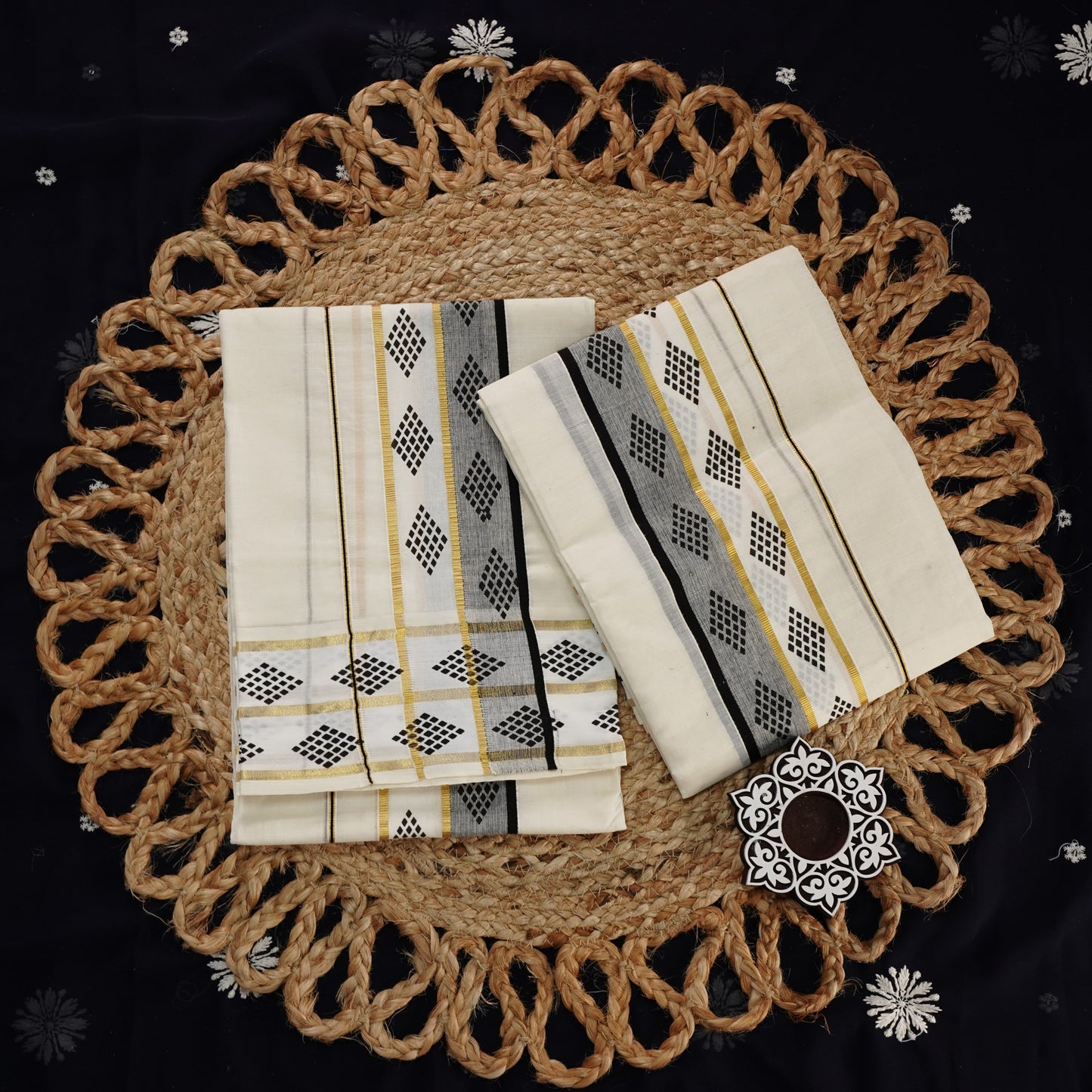 BLACK PRINTED KERALA COTTON SET MUNDU WITH PRINTED BLOUSE