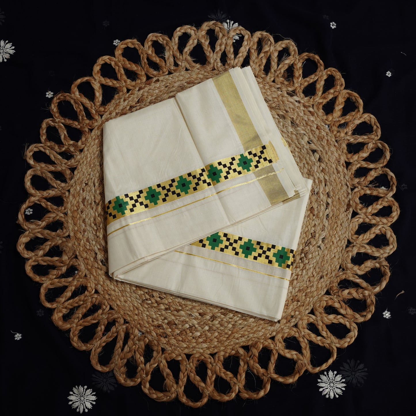 KERALA DOUBLE MUNDU CREEM KASAV FANCY PRINT