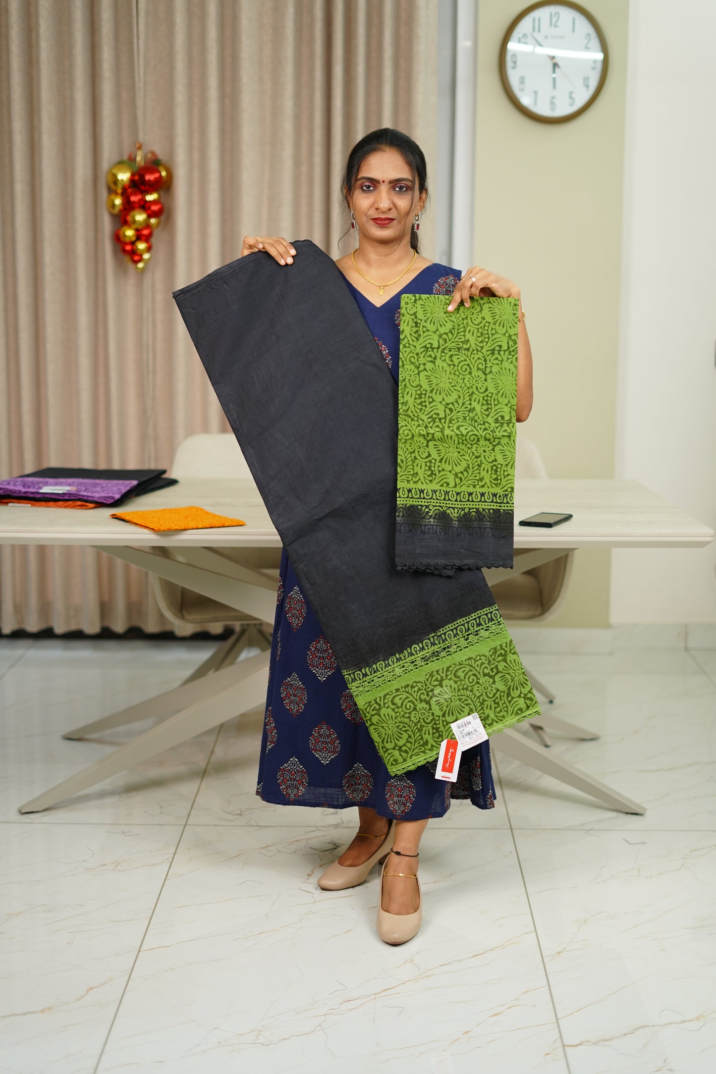 CHROCHET DETAILED SAREE