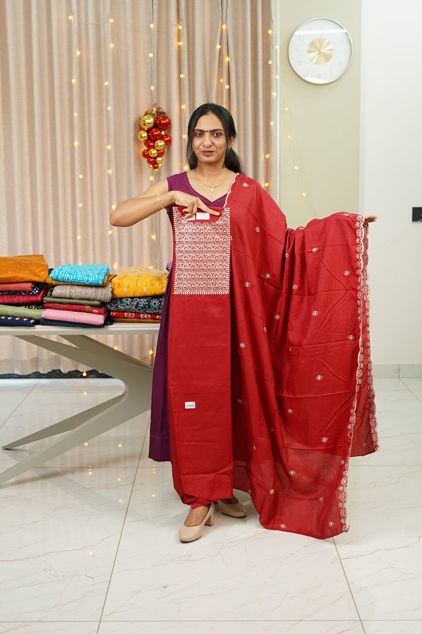 VICHITHRA SILK  UNSTICHED SALWAR SET