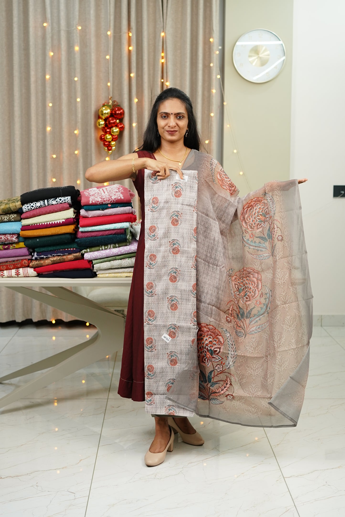 TISSUE SILK FLORAL  DETAILED UNSTITCHED SALWAR SUIT