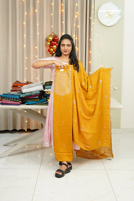 CRUSHED SILKY GEORGETTE UNSTICHED SALWAR  SET